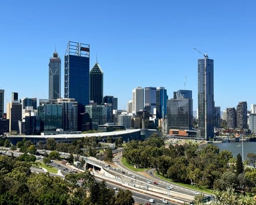 Panoramic view of modern Australian city architecture and lifestyle leisure